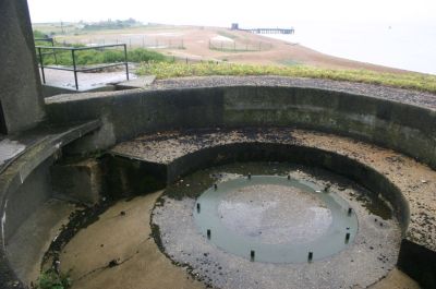 twn-six pounder at Landguard