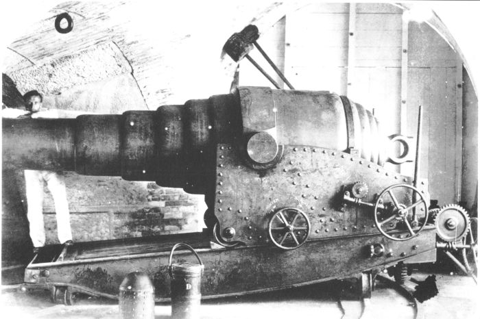 moncrieff mounting for 64pdr. RML