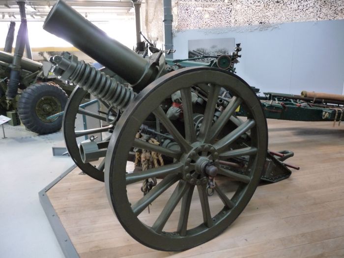 6-inch B.L. 30cwt Howitzer