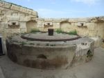 Fort Pembroke: Malta: 11-inch emplacement