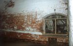Fort Camden: Interior of Brennan Torpedo installation